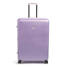Essential Guide to Stylish Women’s Suitcase Selection